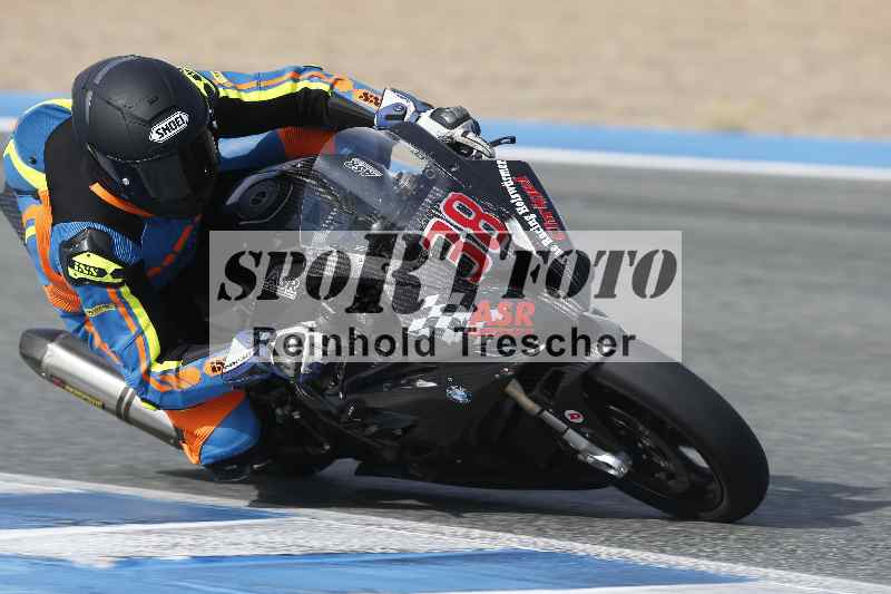 /Archiv-2024/02 29.01.-02.02.2024 Moto Center Thun Jerez/Gruppe schwarz-black/38